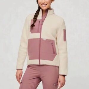 Figs Oatmeal On-Shift™ - Sherpa Jacket